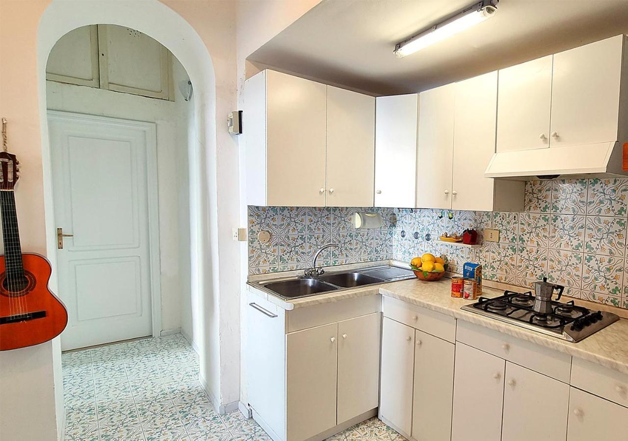Casa Intiso - Two Double Bedroom Apartment Positano Exterior foto