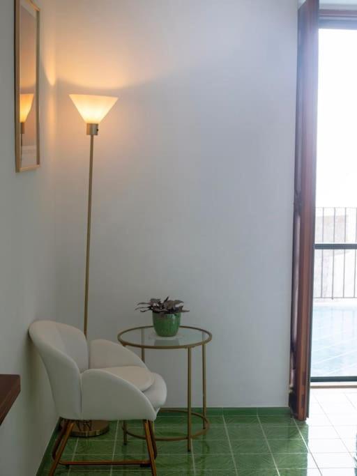 Casa Intiso - Two Double Bedroom Apartment Positano Exterior foto